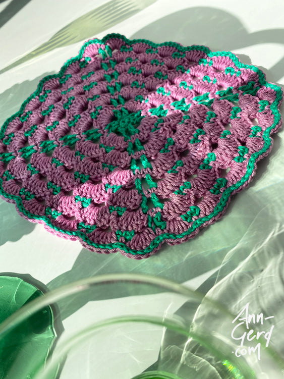 Arcade Stitch Crochet Napkin - (free) Crochet Diagram