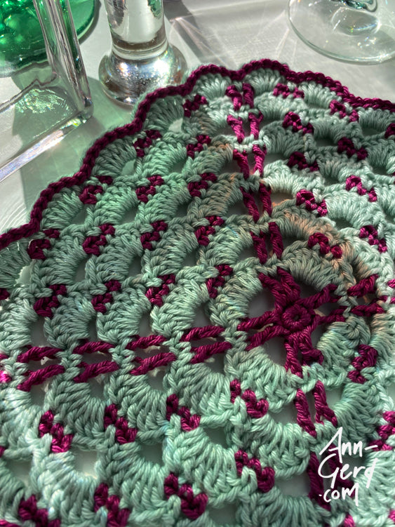 Arcade Stitch Crochet Napkin - (free) Crochet Diagram